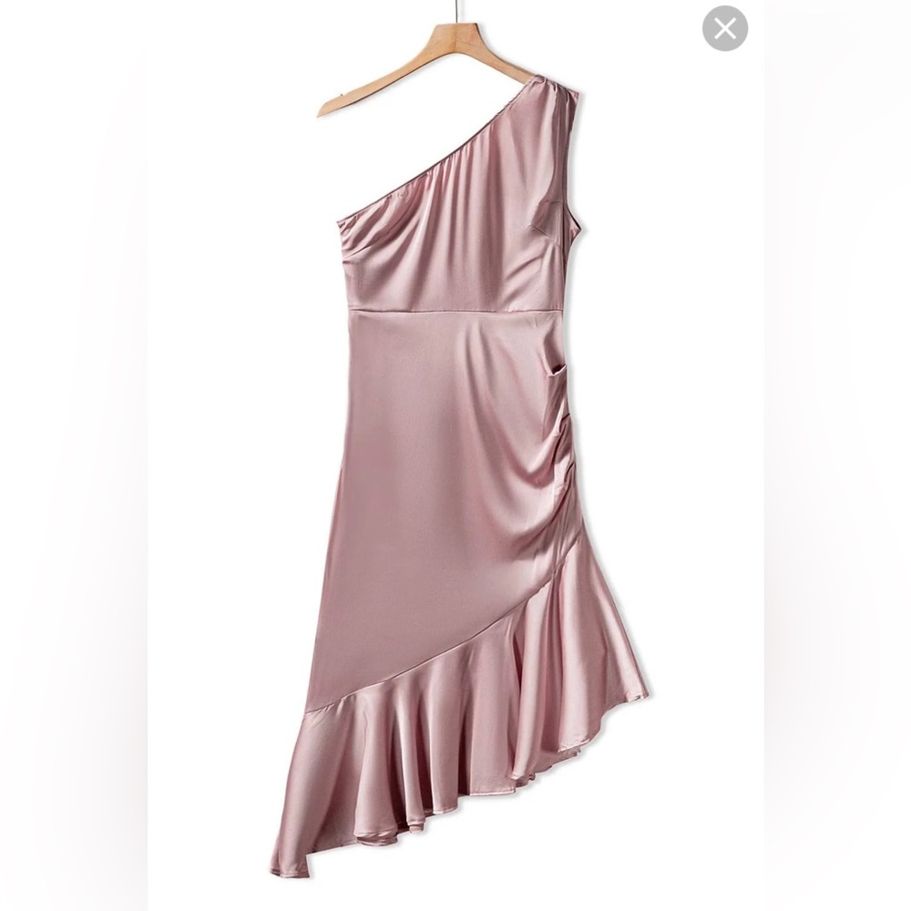 NWT Pretty Garden Asymmetric One-Shoulder Ruffle Light Pink Dress Size Small